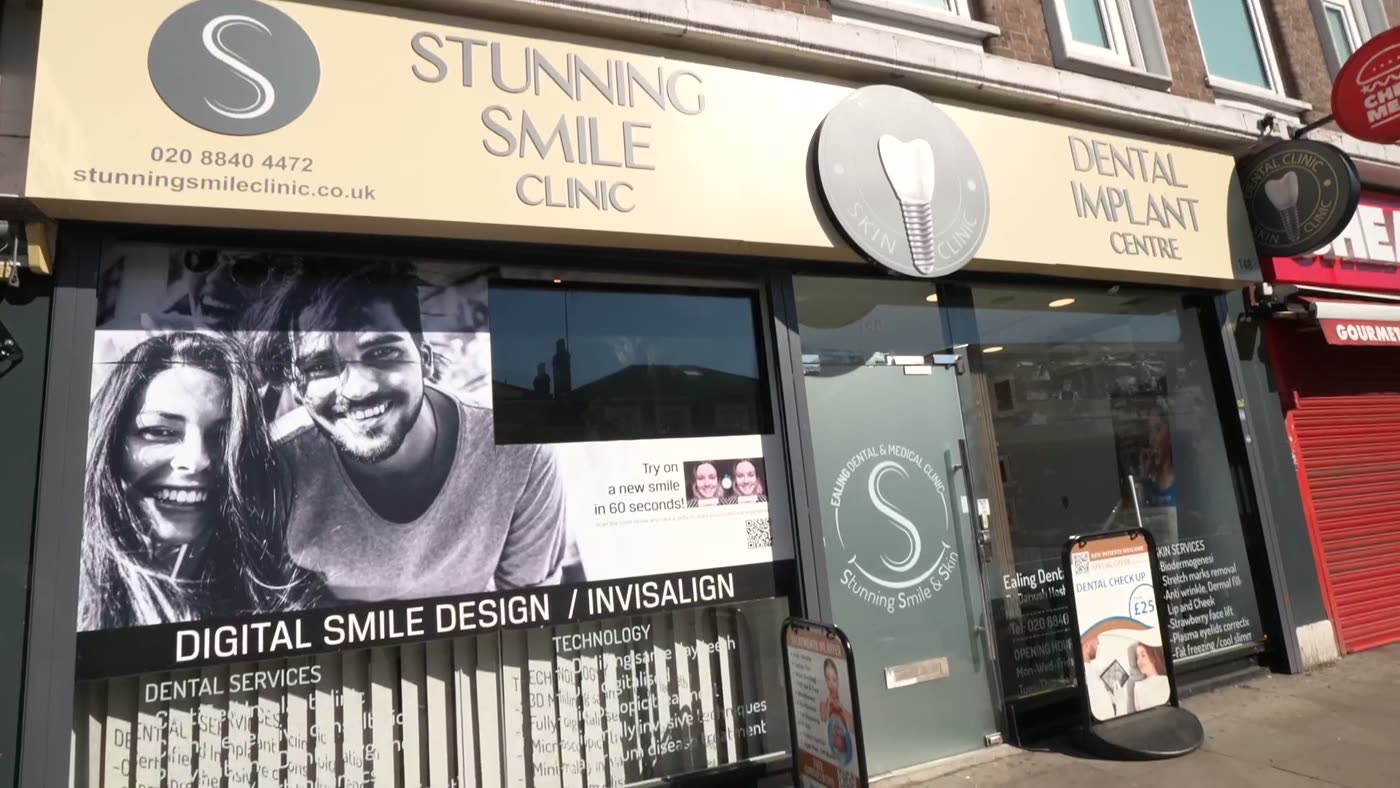 Stunning Smile Clinic frontage on Uxbridge Road, Ealing
